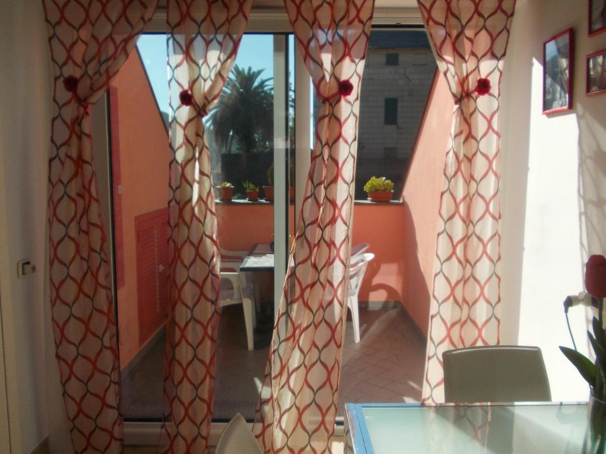 Apartamento A Casa Di Laura Finale Ligure Exterior foto
