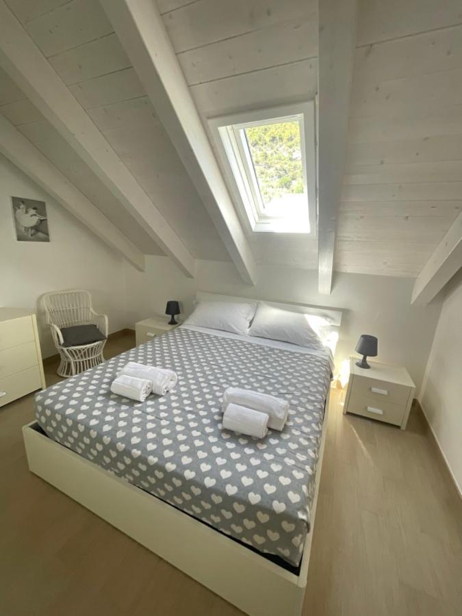 Apartamento A Casa Di Laura Finale Ligure Exterior foto